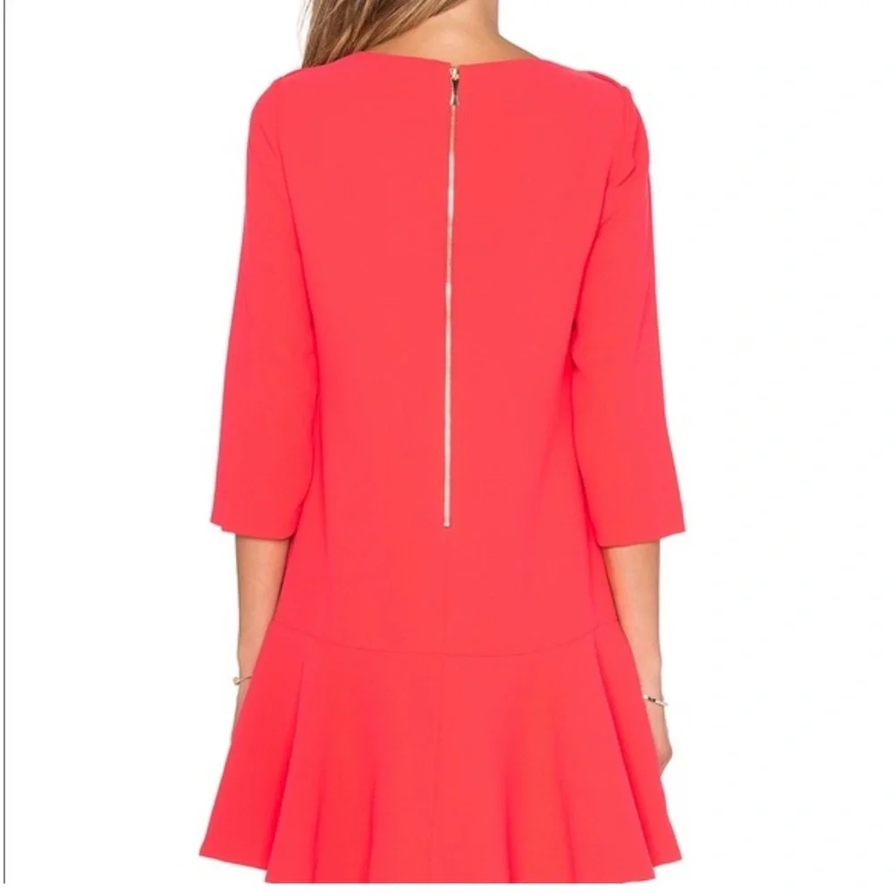 Kate Spade sleeve crepe geranium flounce size 6